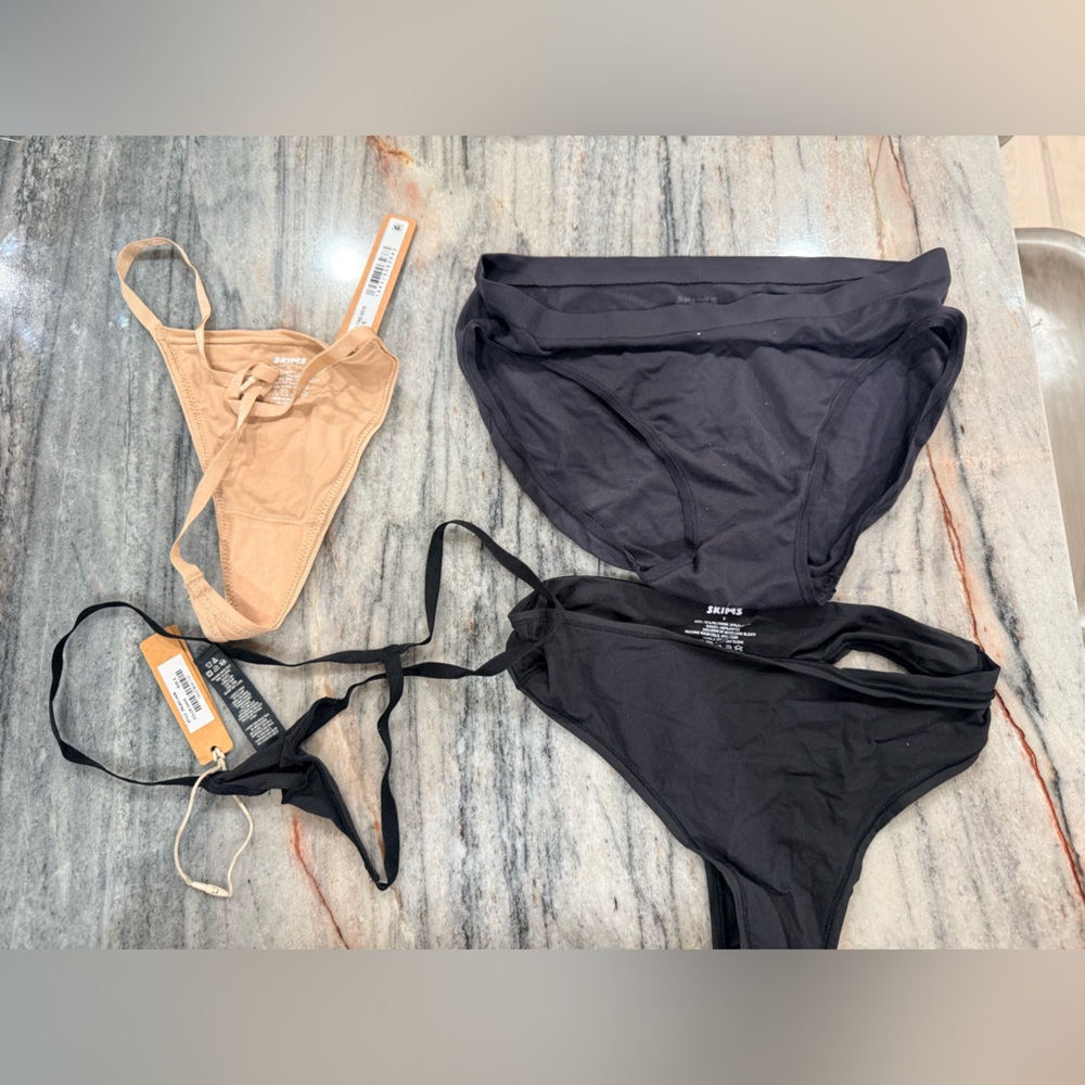 SKIMS 4 Piece Bundle 2 NWT AND 2 NWOT Panties LOT 42